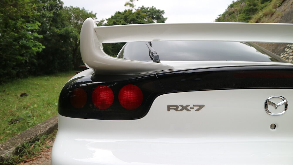 Classicsracer-2002-Mazda-RX7-Spirit-R-4.JPG