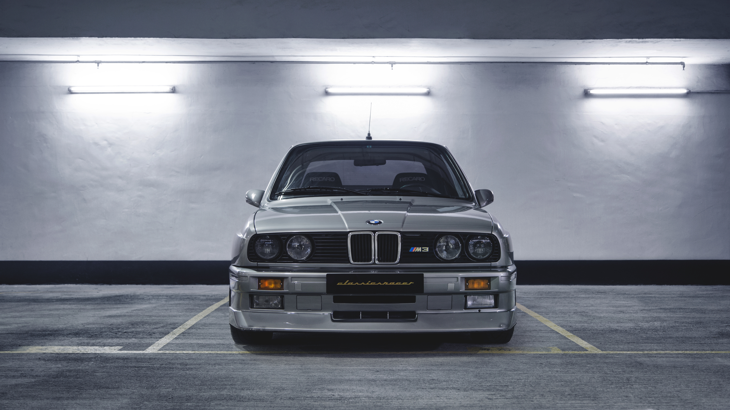 inventory_bmw_e30_m3_02.jpg