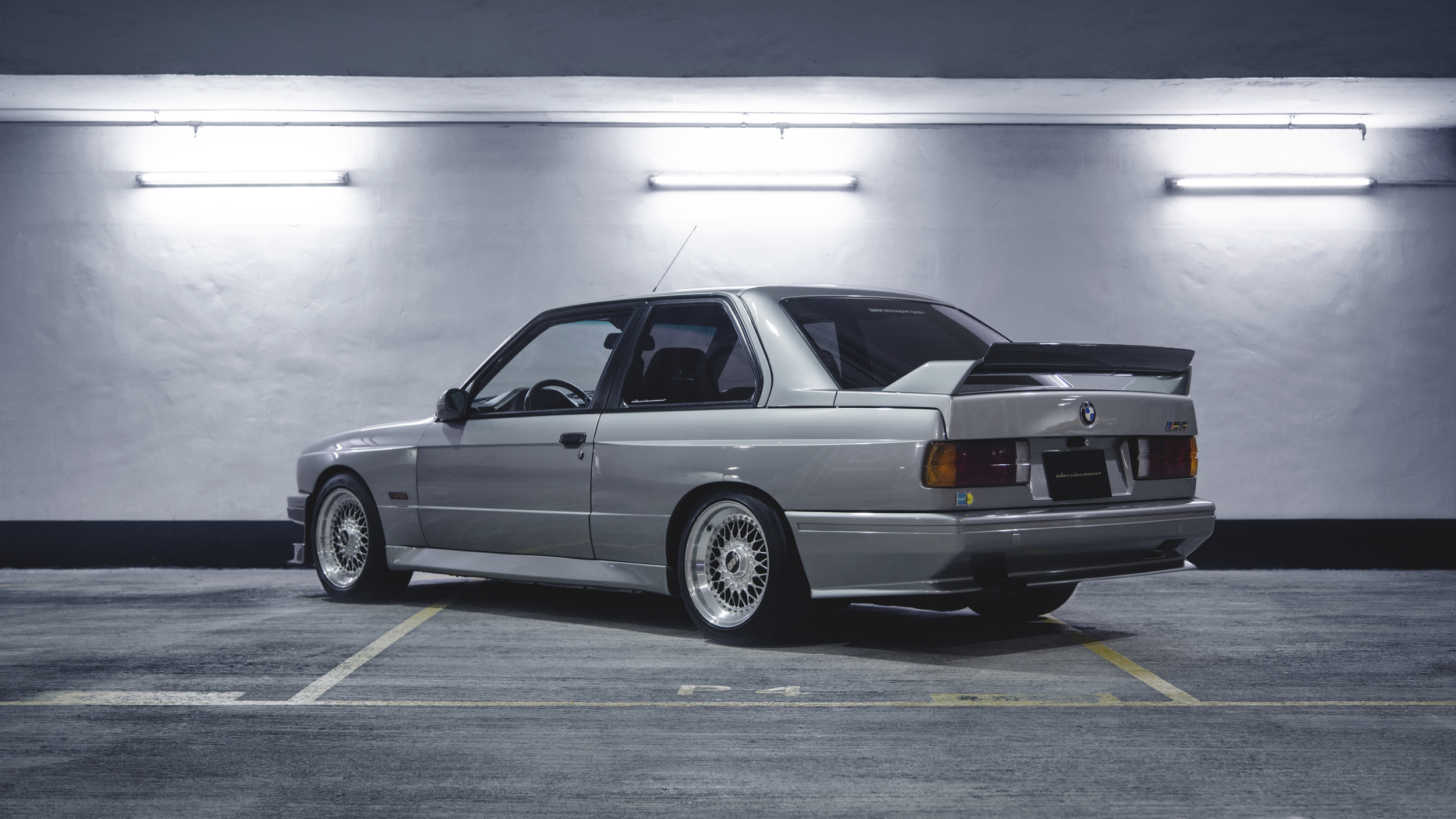 inventory_bmw_e30_m3_05.jpg