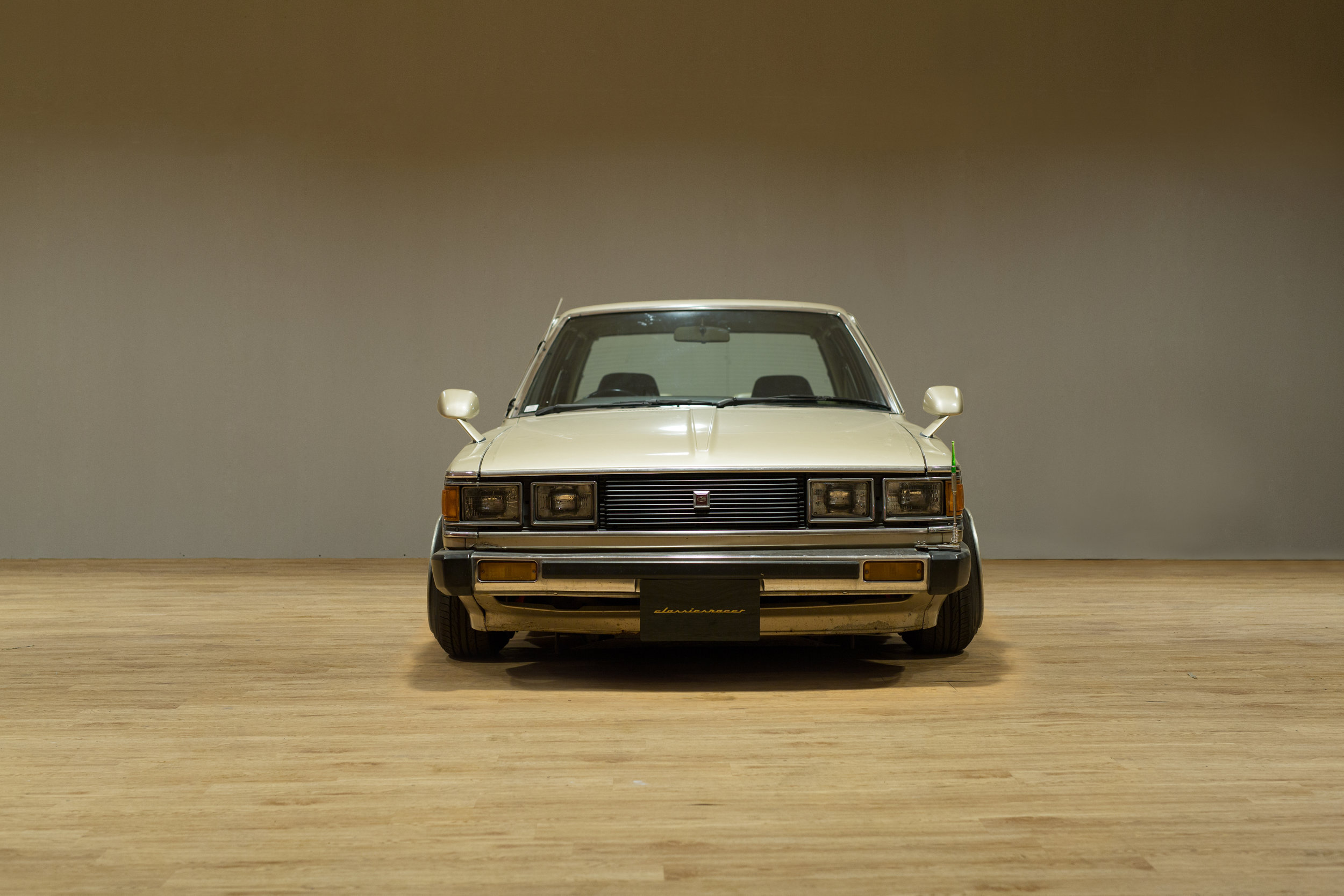 Toyota Carina-Front.jpg